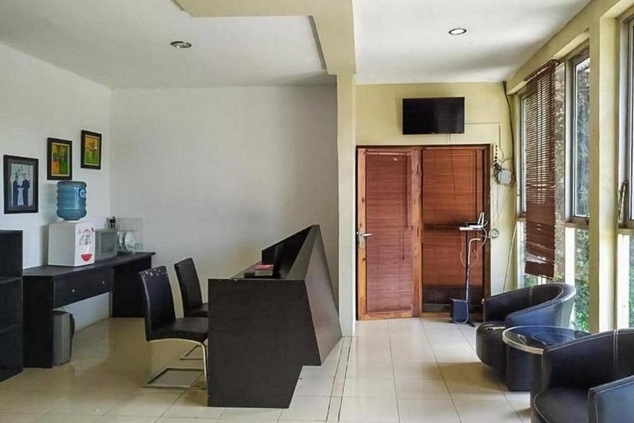 Graha Ht Sumantri Mitra Reddoorz Ξενοδοχείο Tasikmalaya Εξωτερικό φωτογραφία